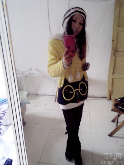 ����4����