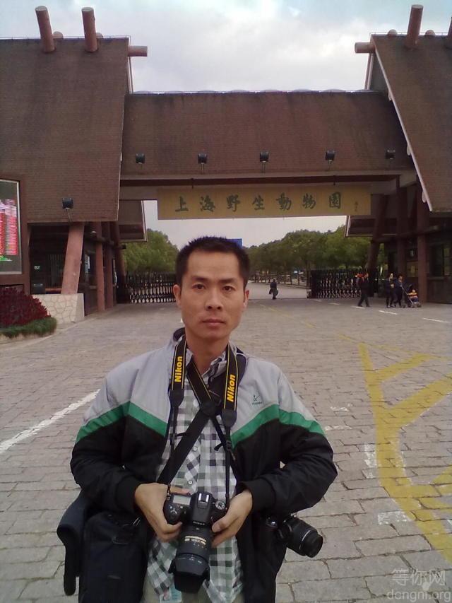 ���˽���34�꣬��������3�����ң�����169CM������55KG ����������������ʯ�����ˣ�Сʱ��С��������У�������������������·���ÿ��⣬���������ԣ�������Ӱ��