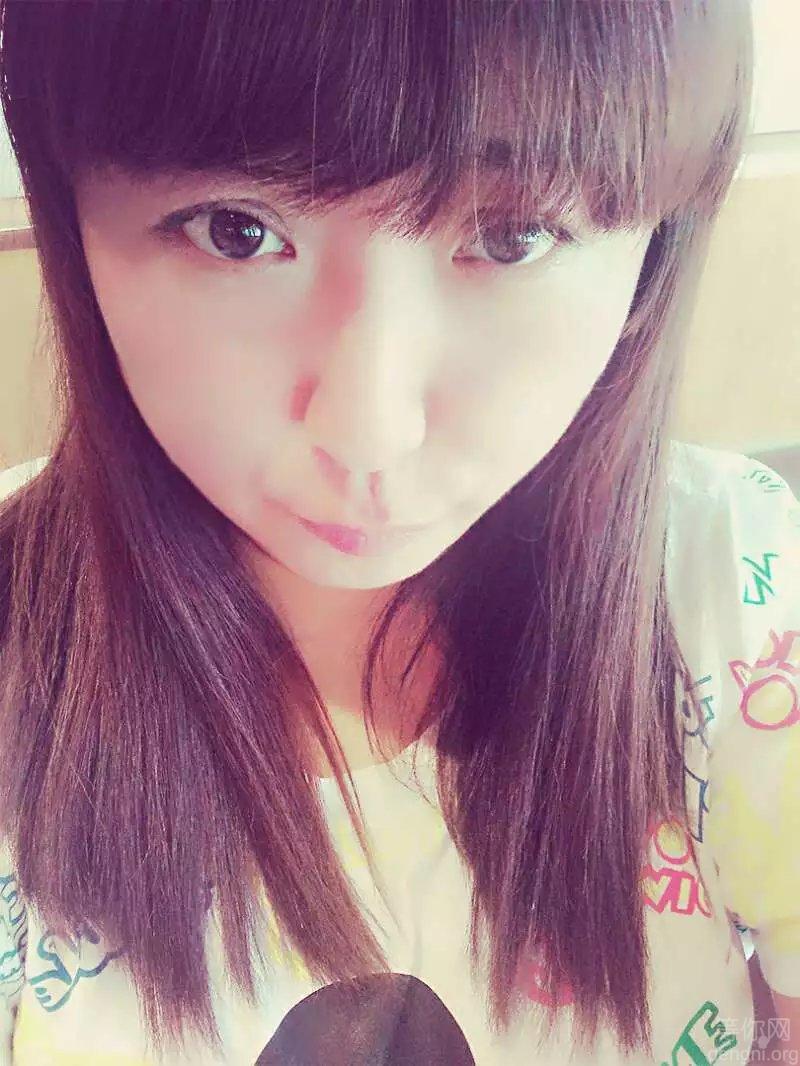 �Һ���Ů��