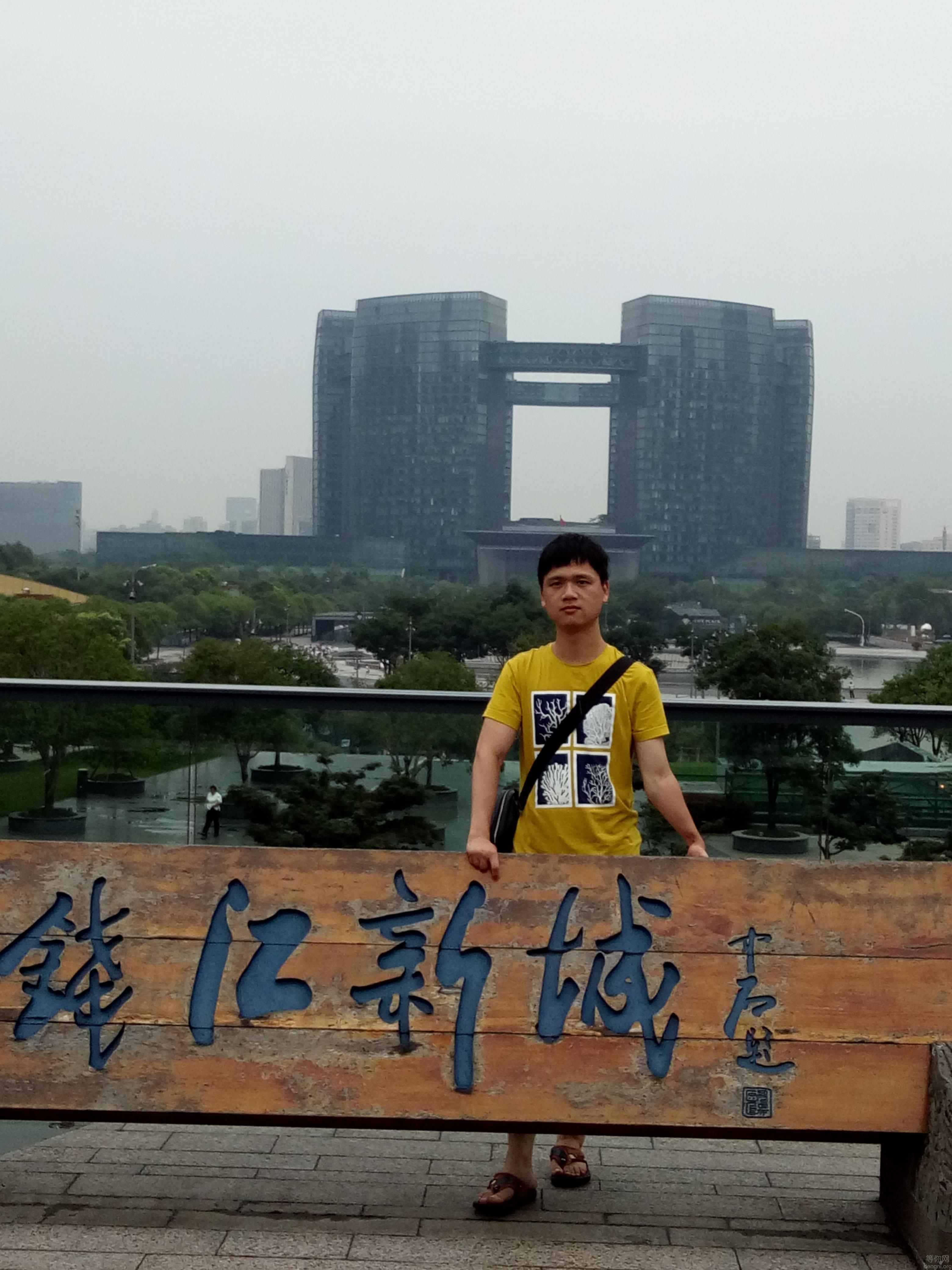 ���ݵ�Ǯ���³�