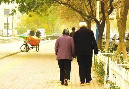 ����������ҵ��Ժ��︡�ֳ�һ�仰�������������Ĳ���˵�Ұ��㣬���������㵽�ϣ�