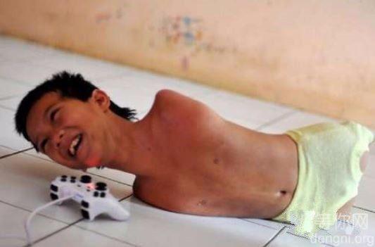 ĸ�׻����ڼ�̥�������������ģ���ֱ�����ӳ�����ŷ���û����֫�����ǵ����ļ��˲�û����˶�����������ӡ�