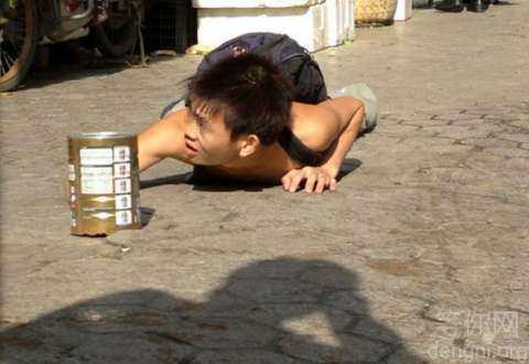 ���Ӱ���ȡ֮�е�������һЩ��ȴʹ�ô�ҵ�ͬ���ģ�����ȡ���档ͼ�е���������·�������Ĳм�����ؤ