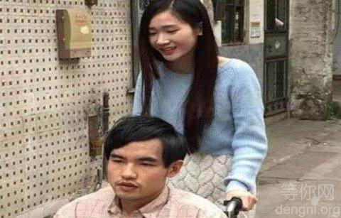 ��λŮ��ѧ��ƽʱ���ܹ��ɣ�ѧϰ�ɼ�Ҳʮ�����졣��Ҷ�˵Ů������Ϊ���ӳ���̫���ܽ��ײŻ���İ������ġ����������������˶���ף�����ǡ�