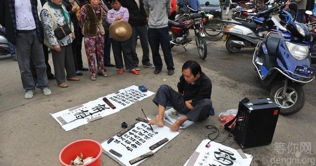 ��������ֵ����治�٣��������Լ���ʵ�����ڲм��˵�ȴû�м�����ͼ����λ40�����ҵ��������ӣ���Сʱ���˫�ֲм����Ӵ��Ժ����Ľű���������ʹ�ã����������ϣ����������¡�