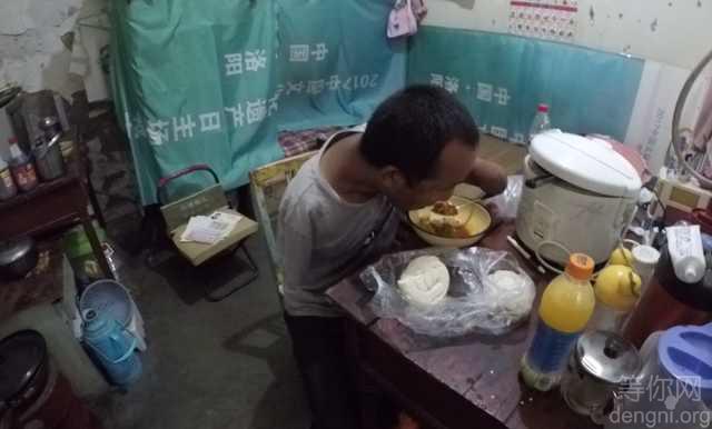 �����ڼ仹�Ѳ˰�͵�ϴ��ϴ�����ǰ��ŵõ�������Ѹ�١�