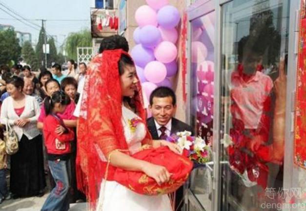 ���ǵİ���û���������ң��⵹���������˵�ָָ��㣬���ǰ���æ�ڹ��������������˿�ʼ�˶��δ�ҵ�������໥֧�ֹ������ֿ���һ�Ҽ������񲿡�